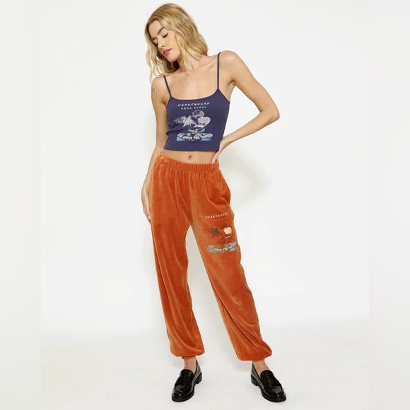 Boys Lie Gone Viral Velour Sweatpant ‘Cinnamon’ - Picture 3 of 7